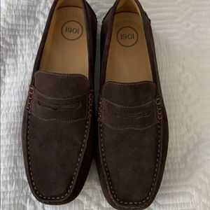 1901 men’s suede loafers size 12